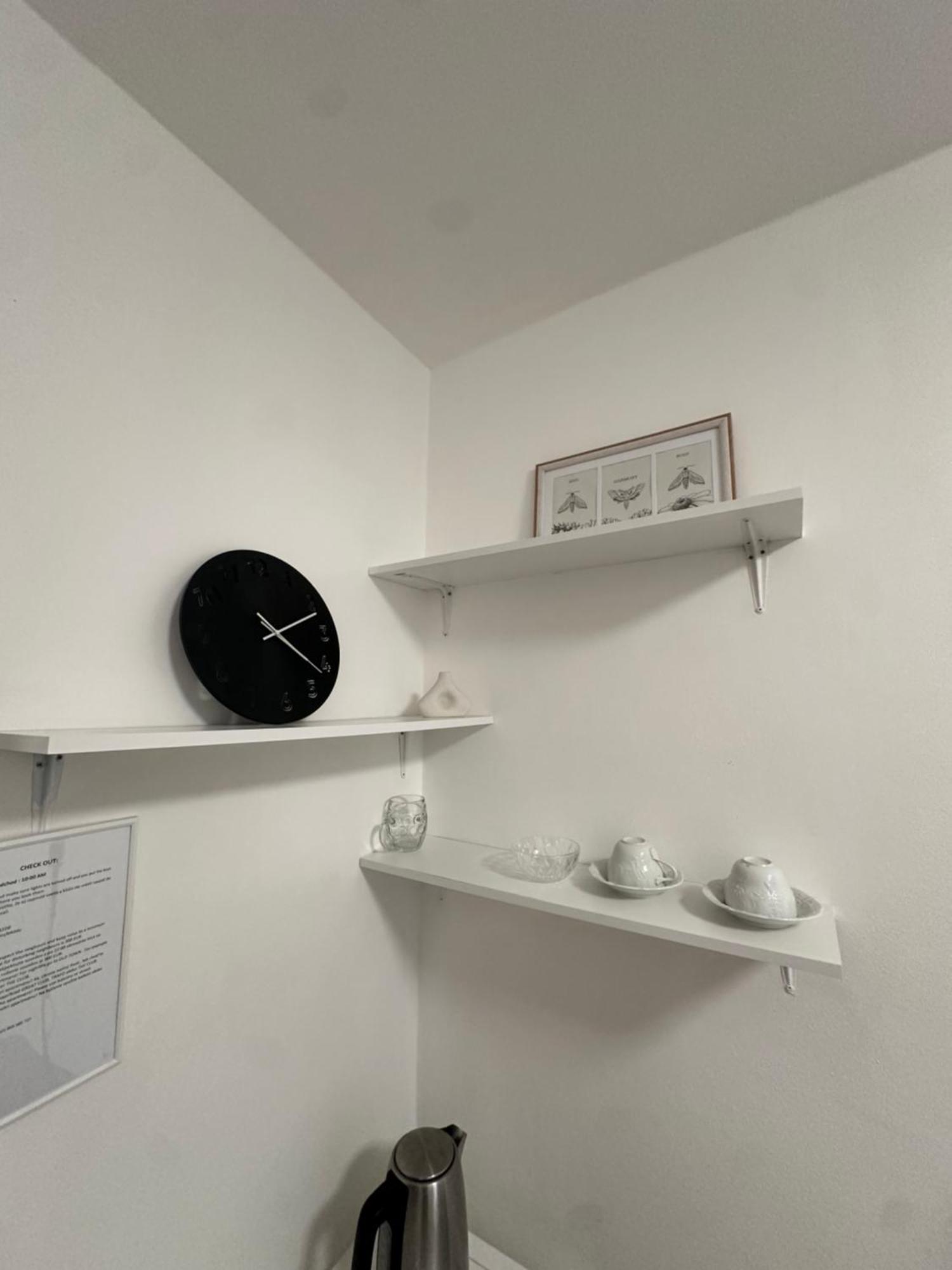 Room 1 Km From Center Bratislava Extérieur photo